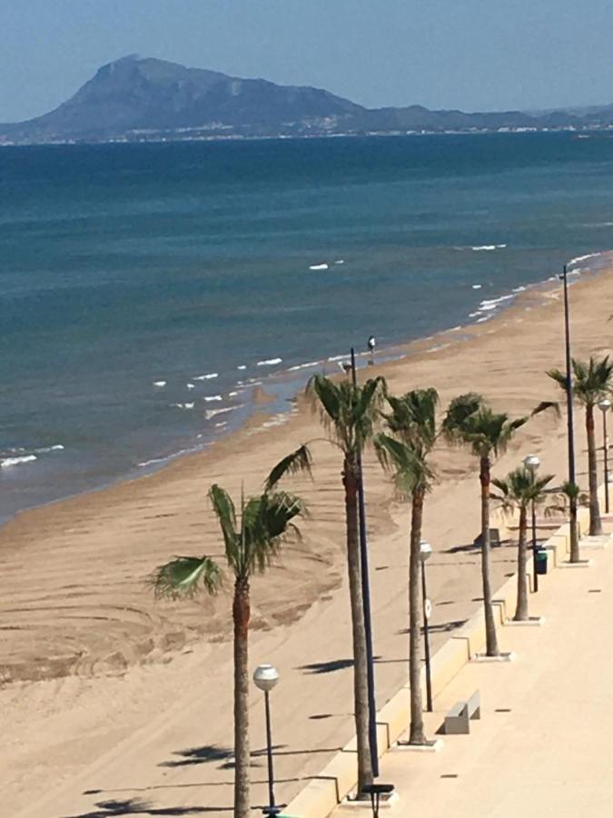 Apartamento primera línea de playa Bellreguard Exterior foto